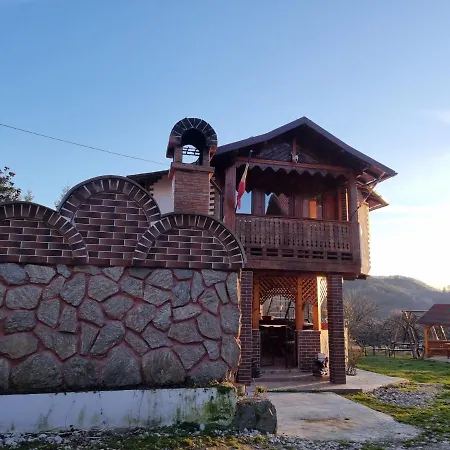 Guest house Pensiunea Paradis